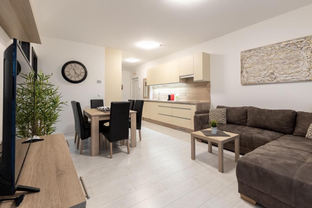 Leda Apartmanok By Bltn Siófok Eksteriør bilde