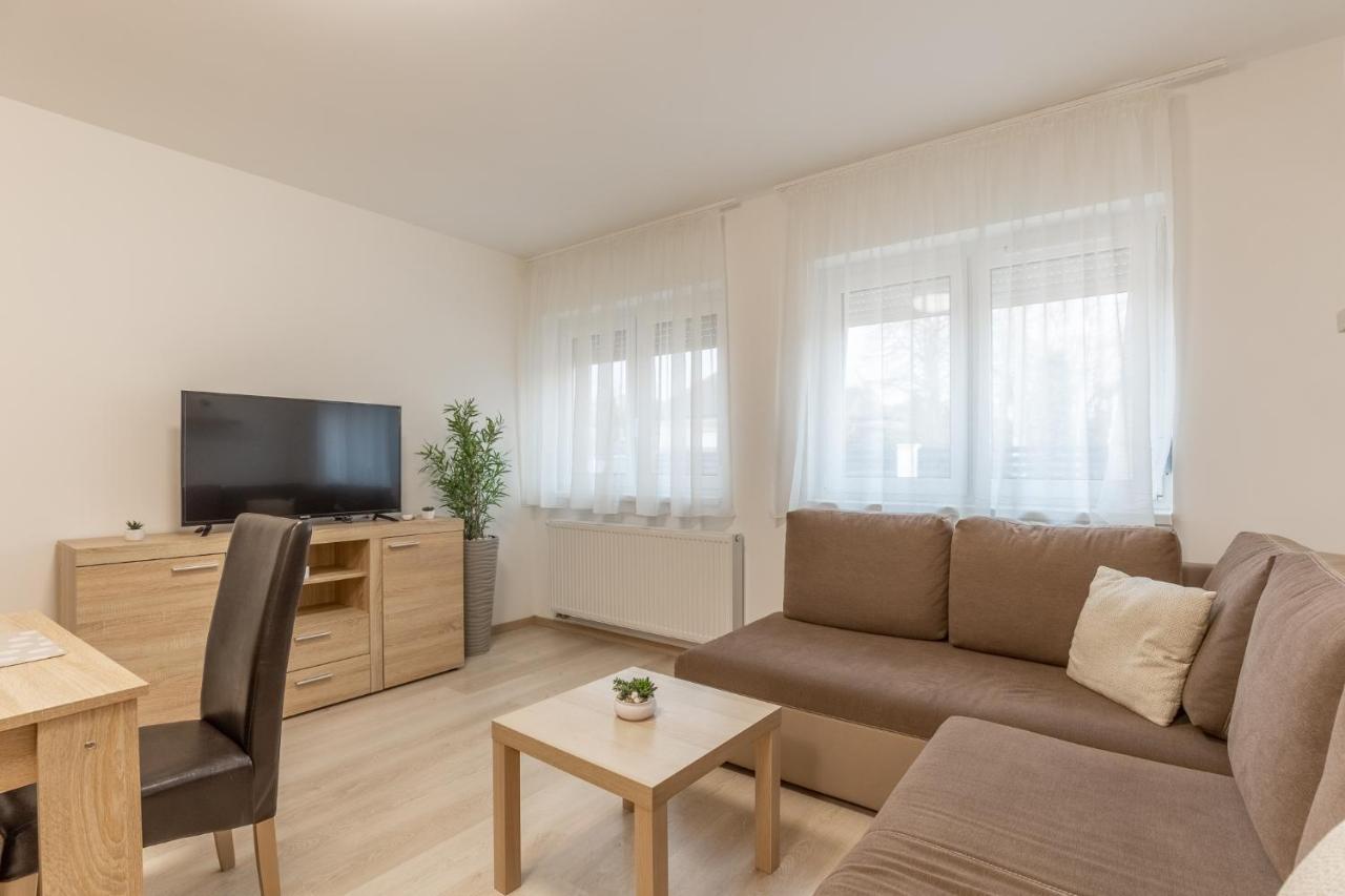 Leda Apartmanok By Bltn Siófok Eksteriør bilde